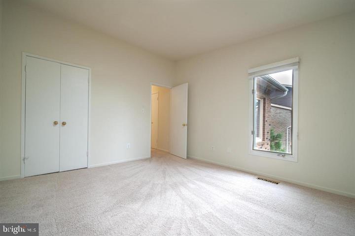 FAWSETT FARMS MANOR - Residential