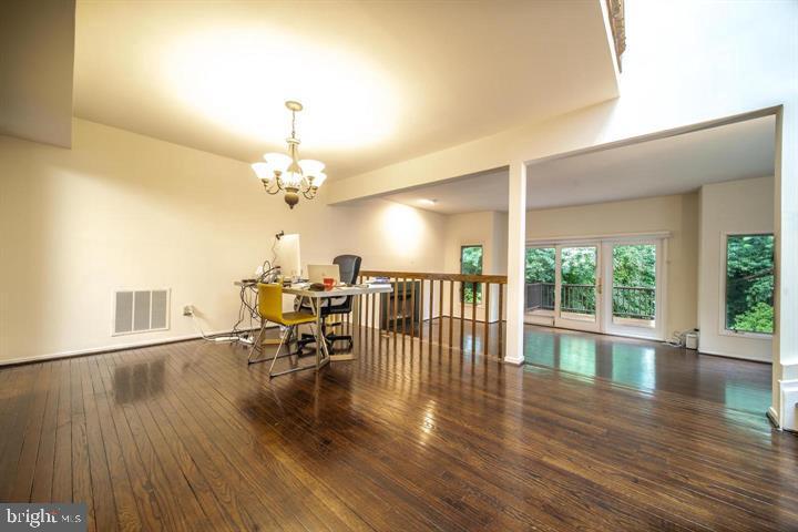 7815 WHITERIM TERRACE