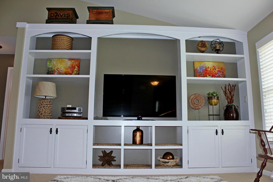 BROOKSHIRE - Residential