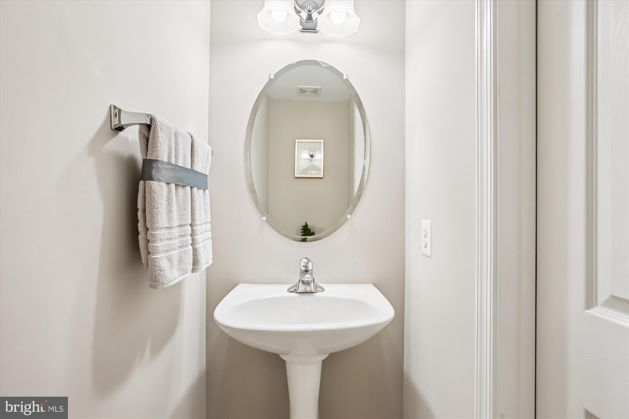 HUNTINGTON METRO - Residential