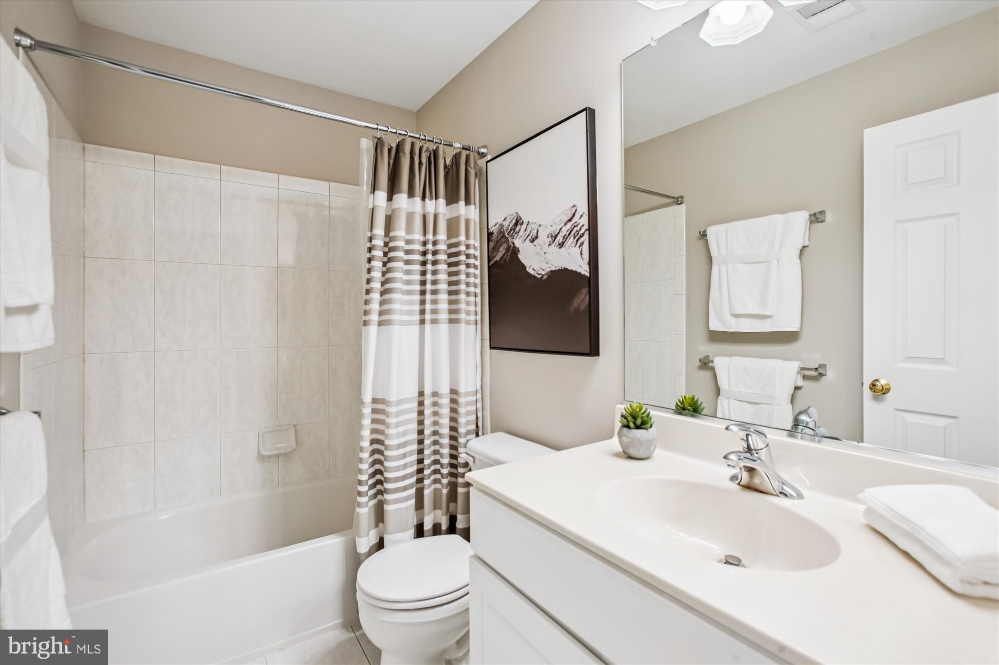 HUNTINGTON METRO - Residential