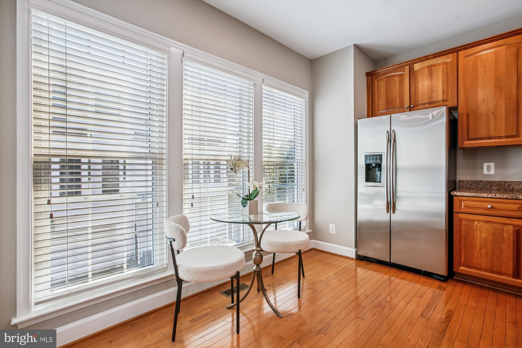 HUNTINGTON METRO - Residential