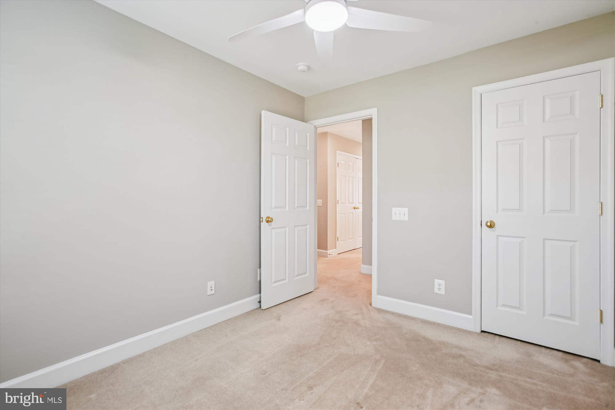 HUNTINGTON METRO - Residential