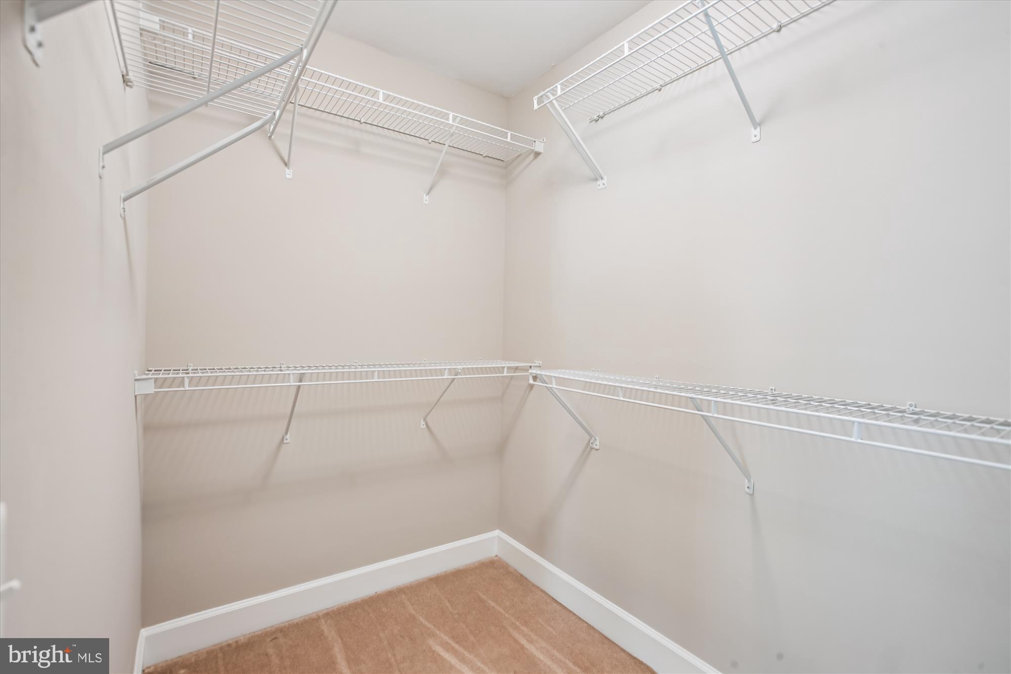 HUNTINGTON METRO - Residential