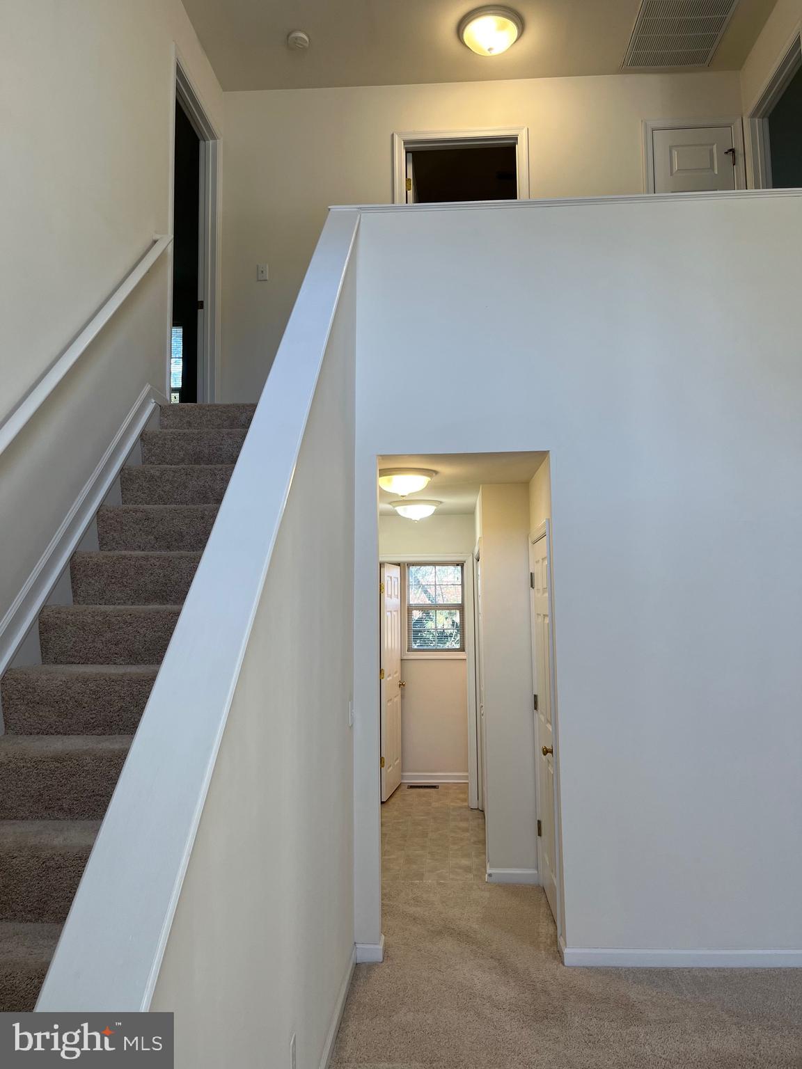 SCHOOLHOUSE COMMONS - Residential Lease