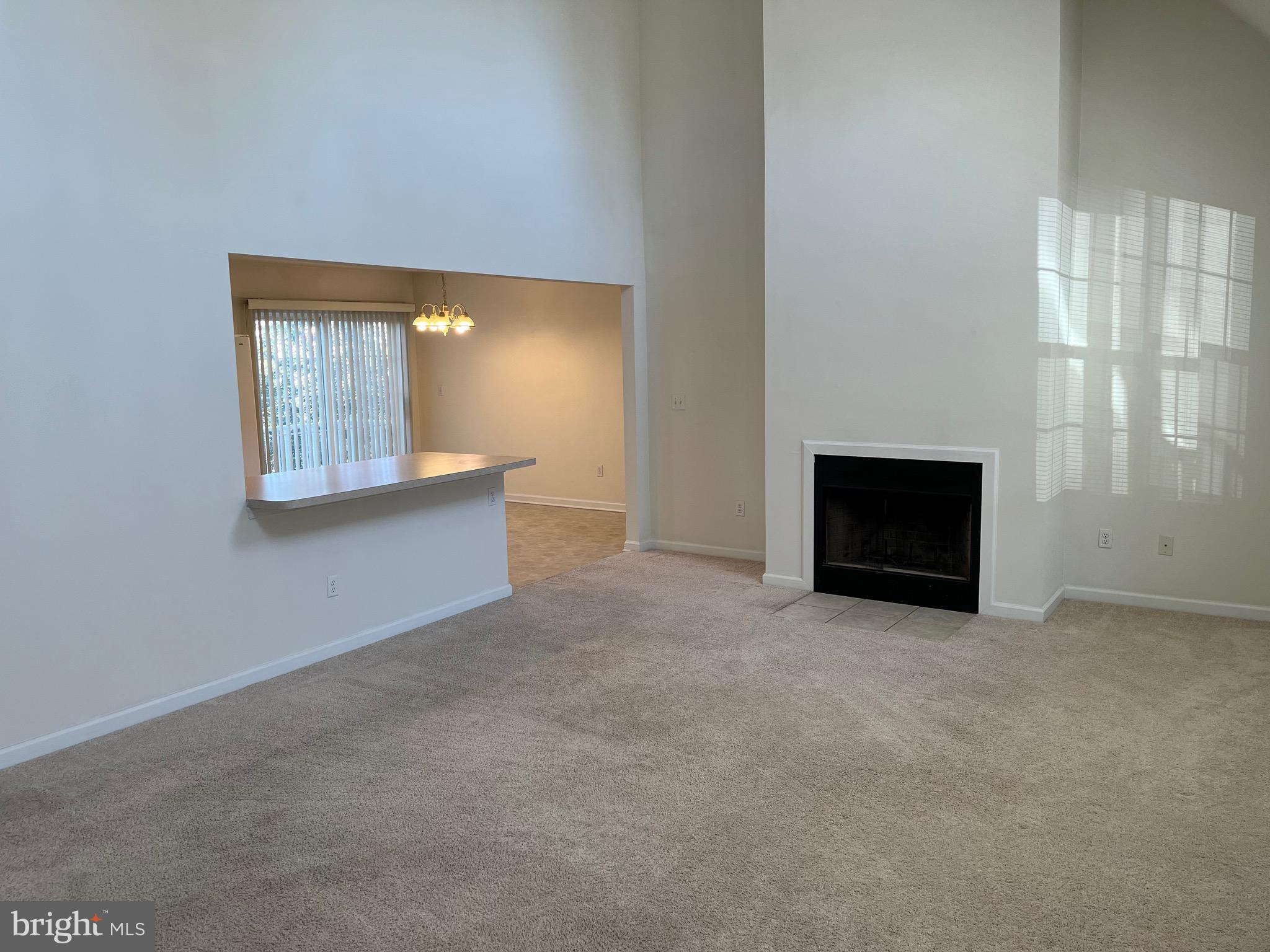 SCHOOLHOUSE COMMONS - Residential Lease