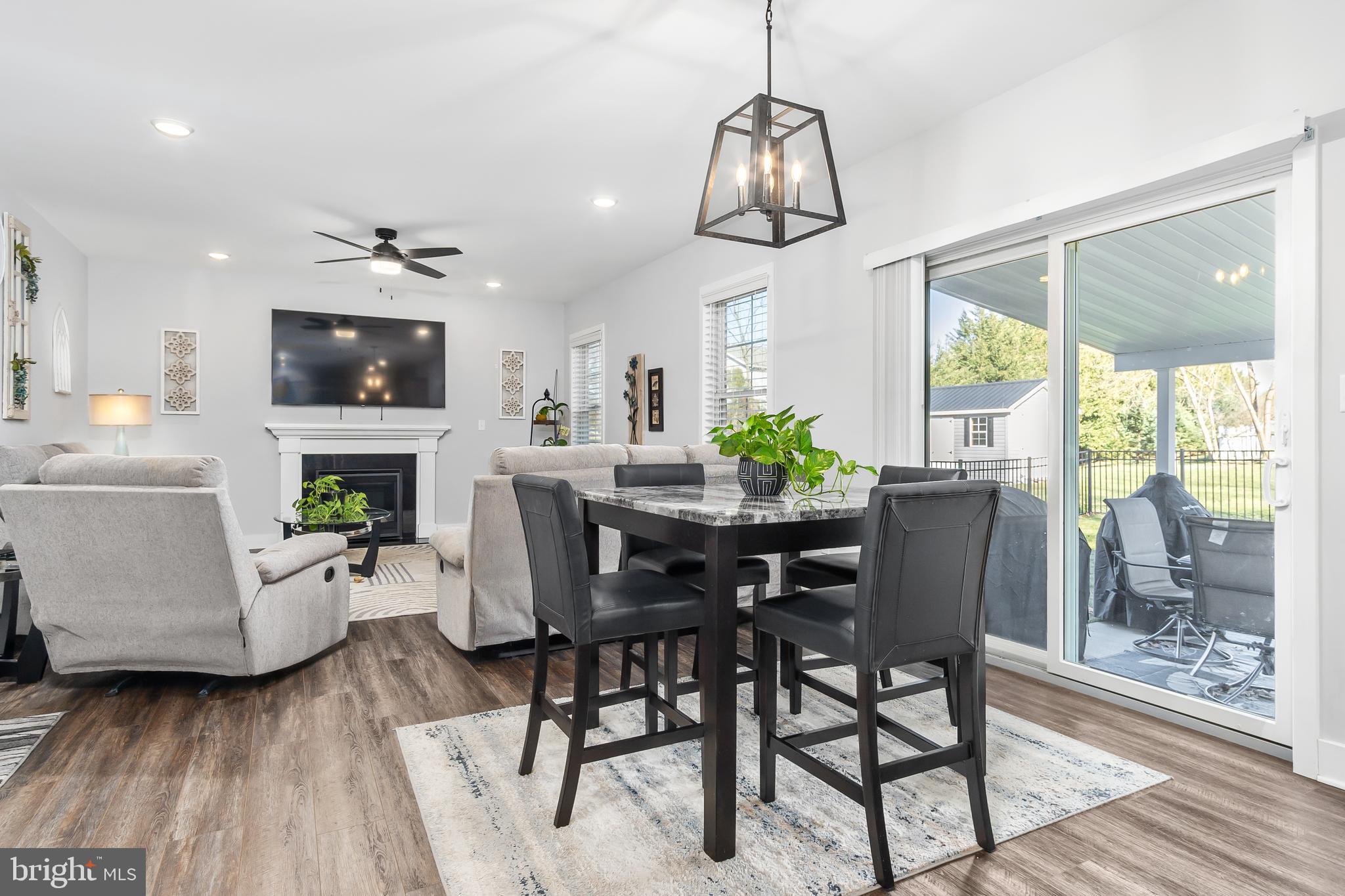 LAURICH RIDGE - Residential