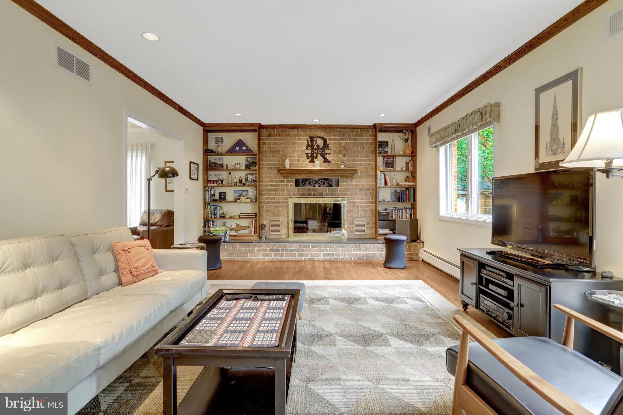 GLENCARLYN - Residential