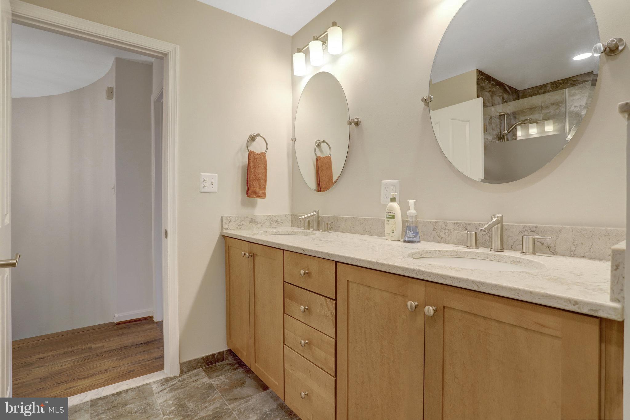 GLENCARLYN - Residential