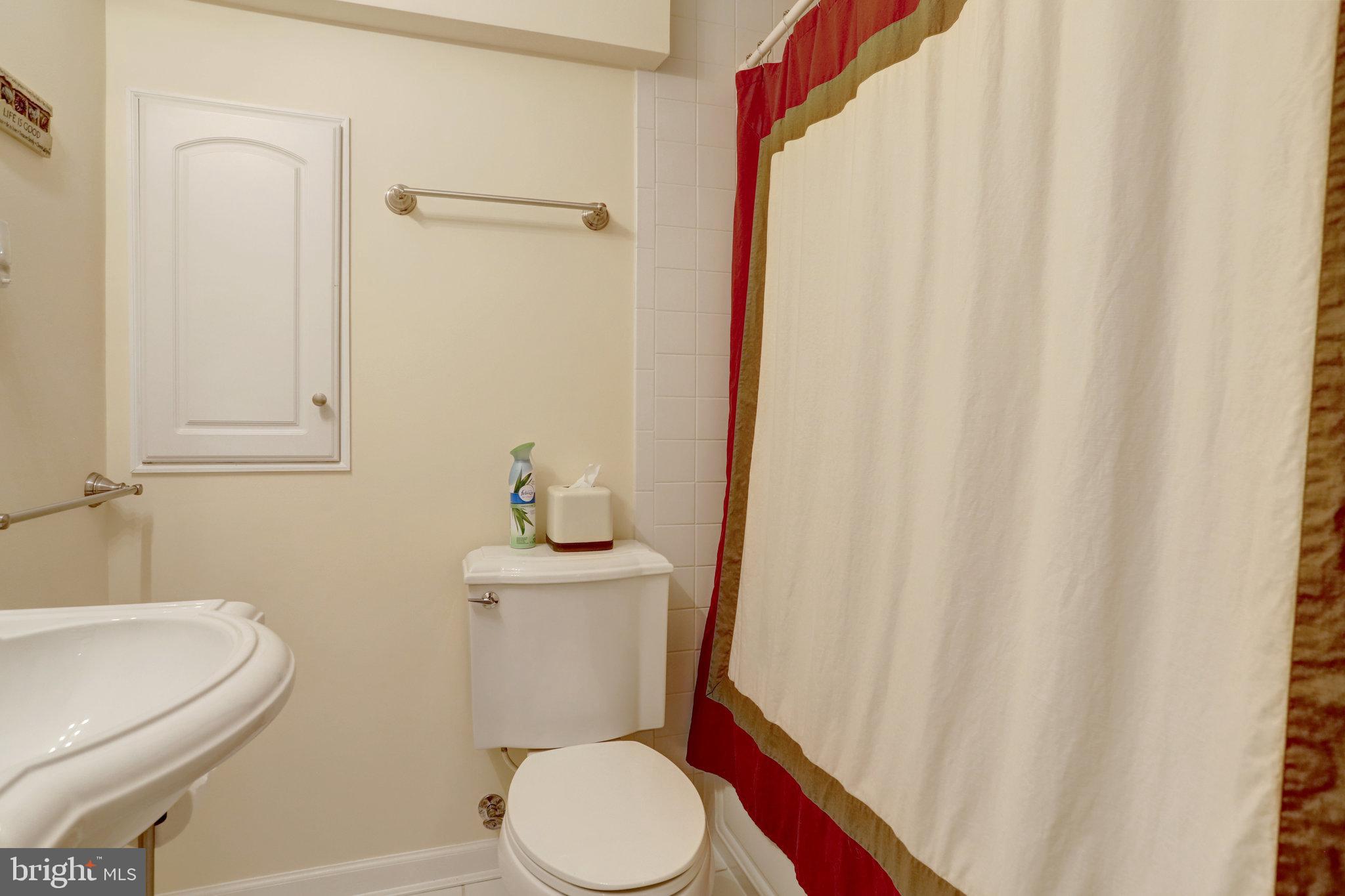 GLENCARLYN - Residential