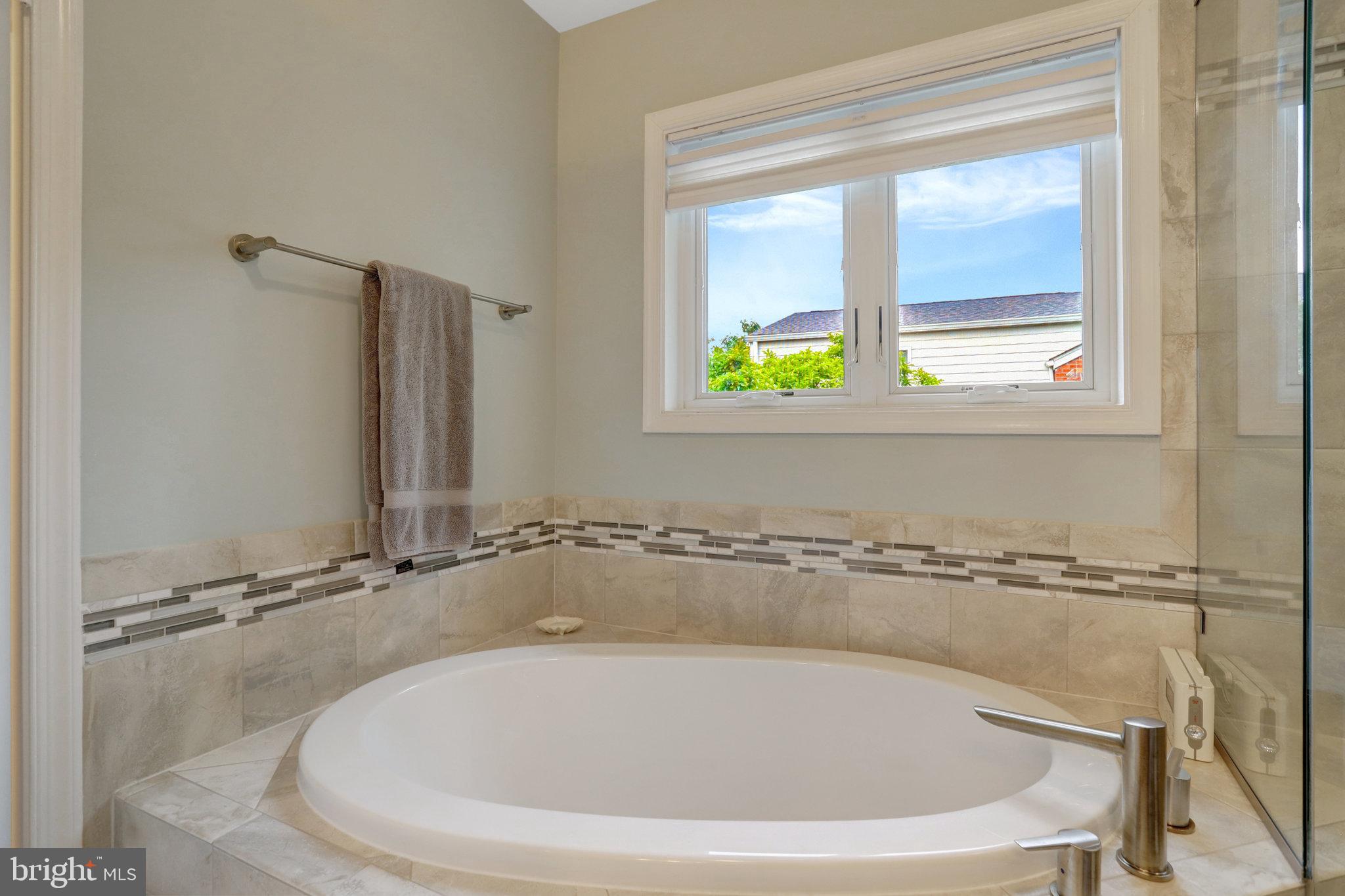 GLENCARLYN - Residential