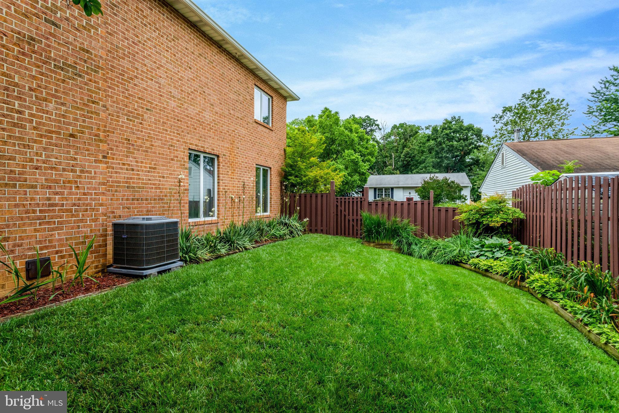 GLENCARLYN - Residential