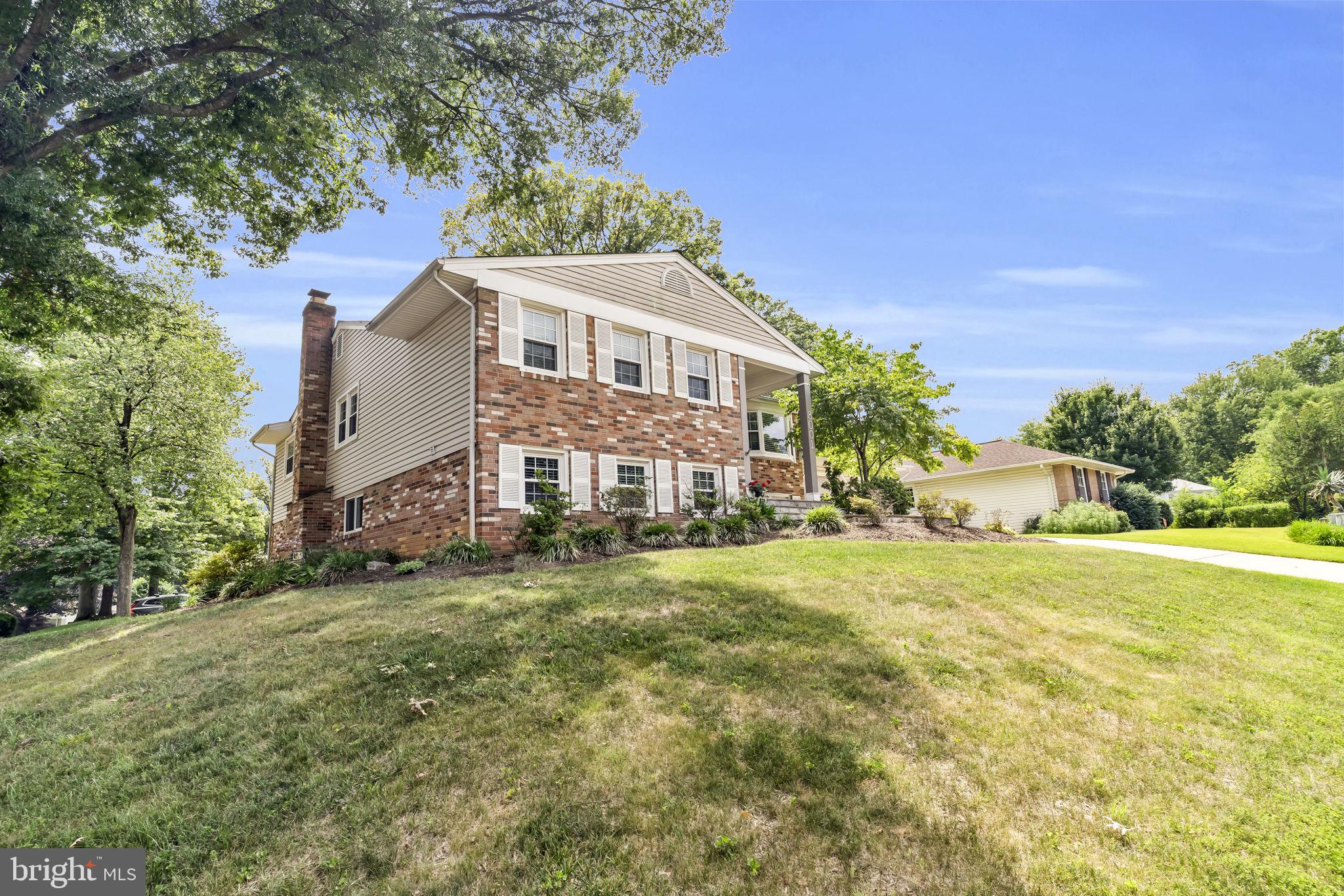 8001 LEYTON PLACE