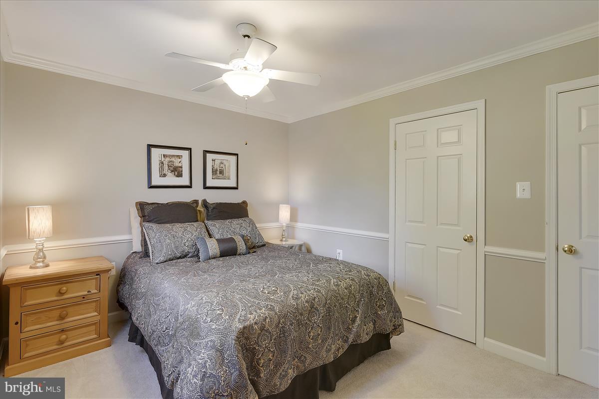 HARVEST KING - Residential Lease