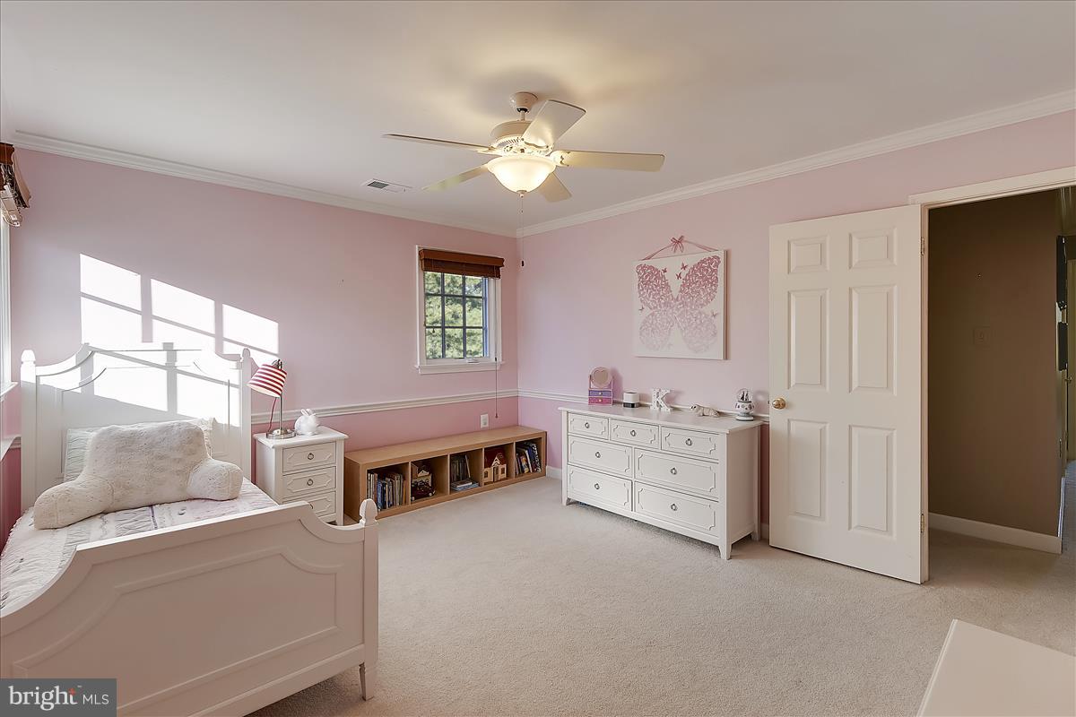 HARVEST KING - Residential Lease