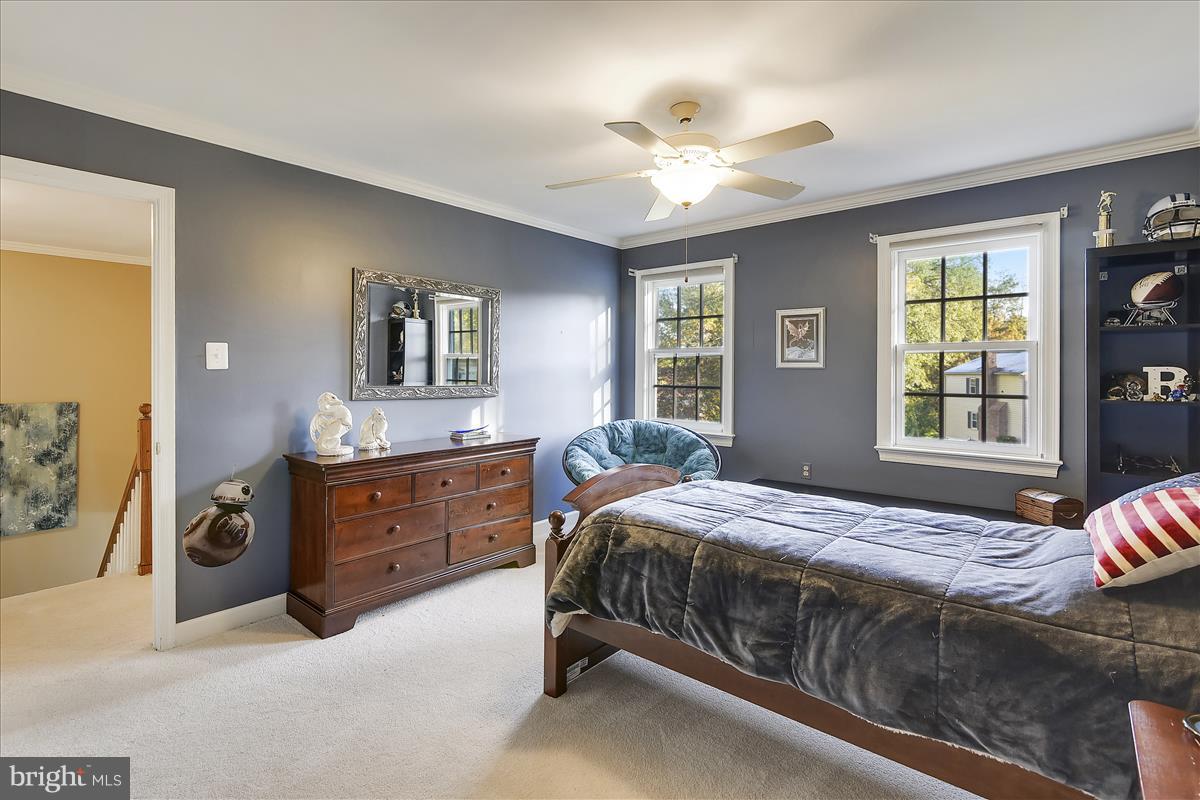 HARVEST KING - Residential Lease