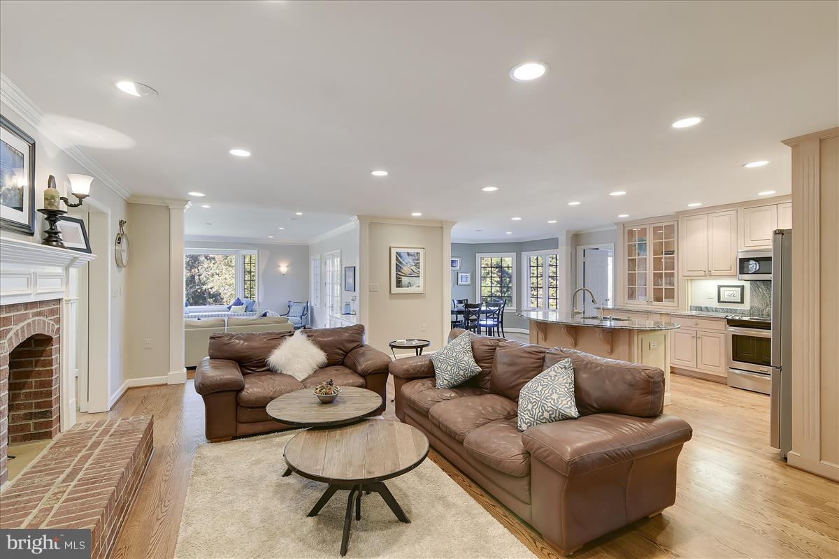 HARVEST KING - Residential Lease