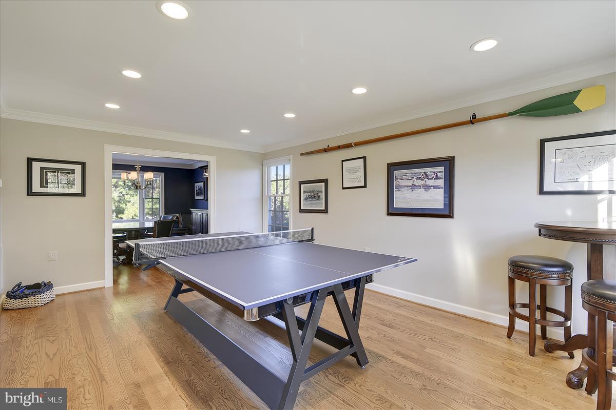 HARVEST KING - Residential Lease