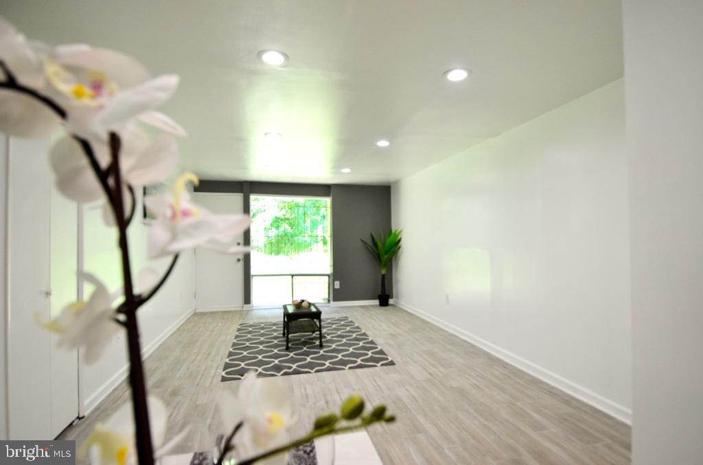 BROOKSIDE PARK CONDOMINIUMS - Residential