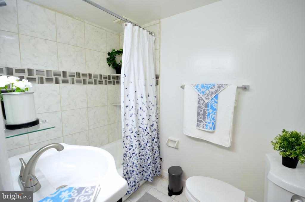 BROOKSIDE PARK CONDOMINIUMS - Residential