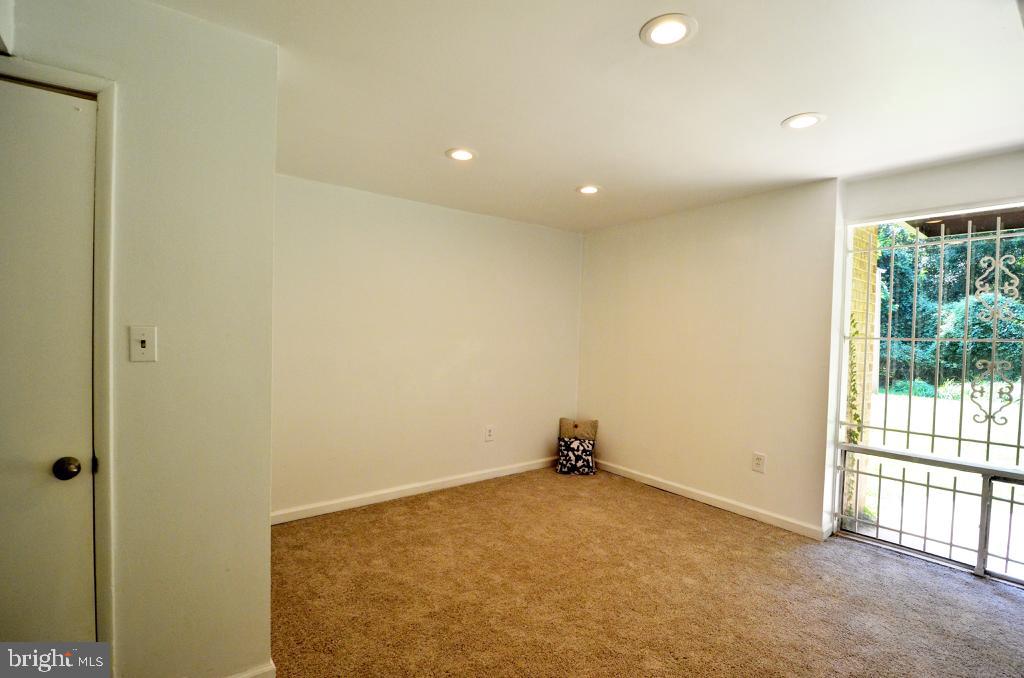 BROOKSIDE PARK CONDOMINIUMS - Residential