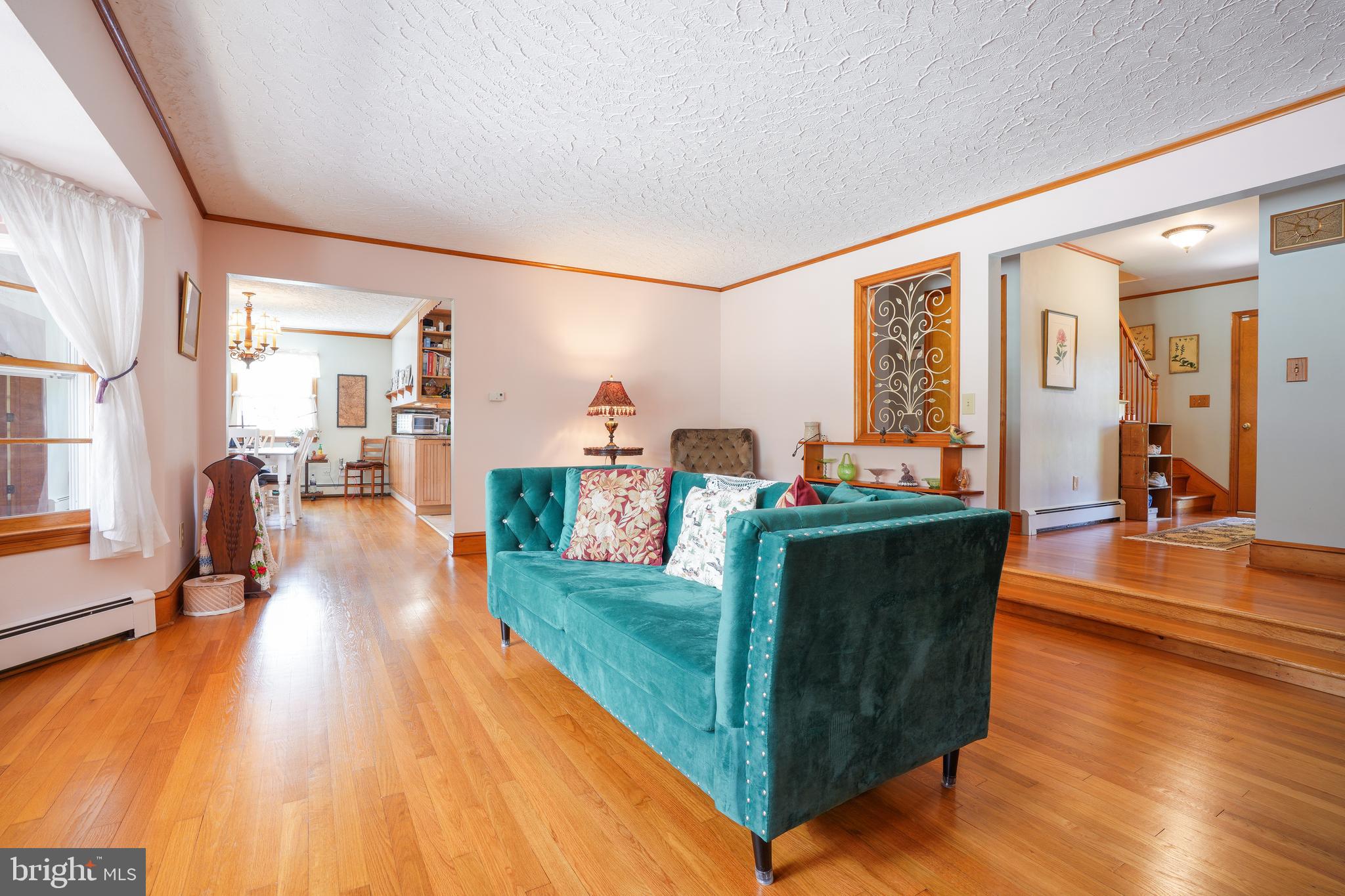 WHITEHALL - Residential