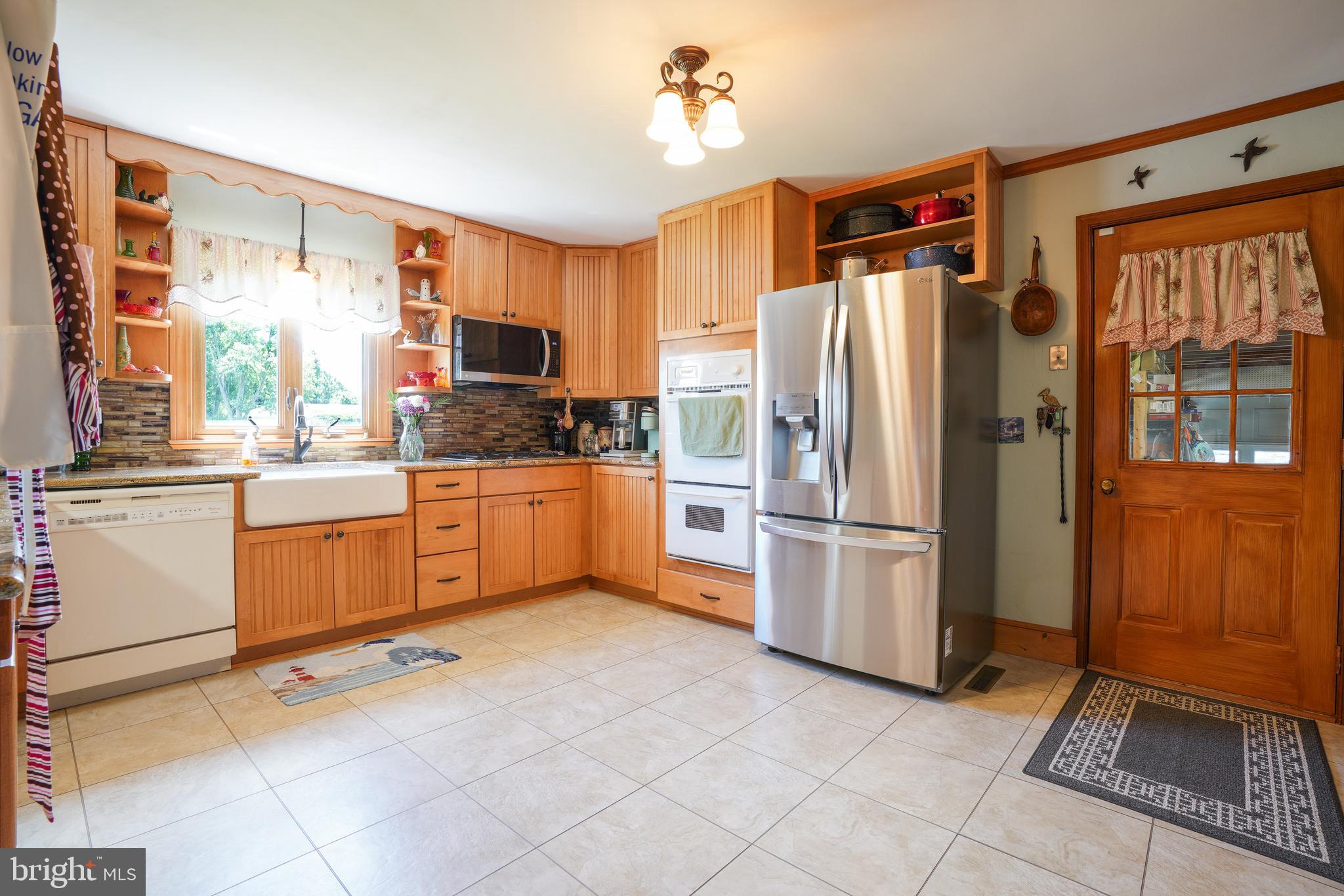 WHITEHALL - Residential