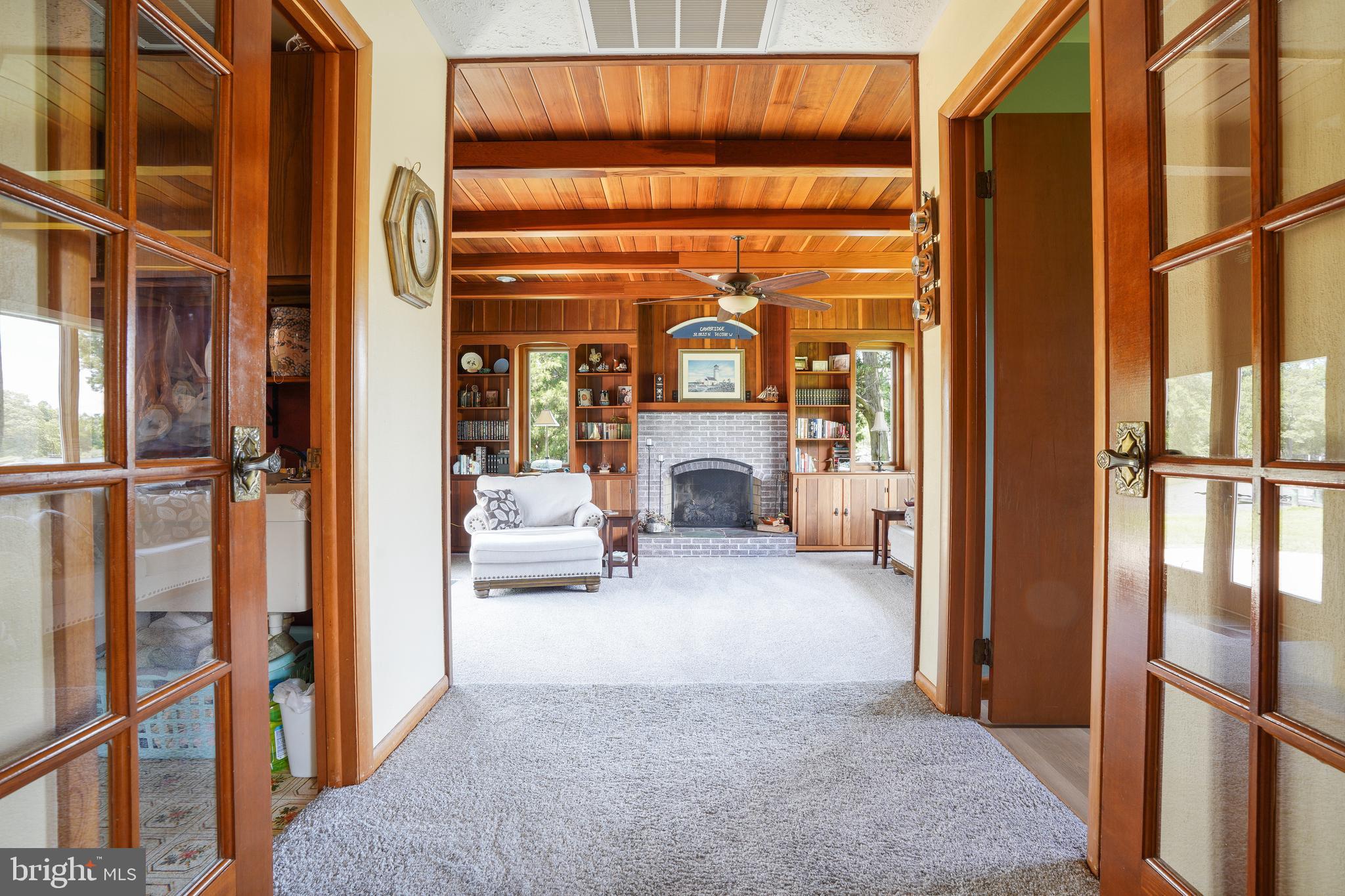 WHITEHALL - Residential