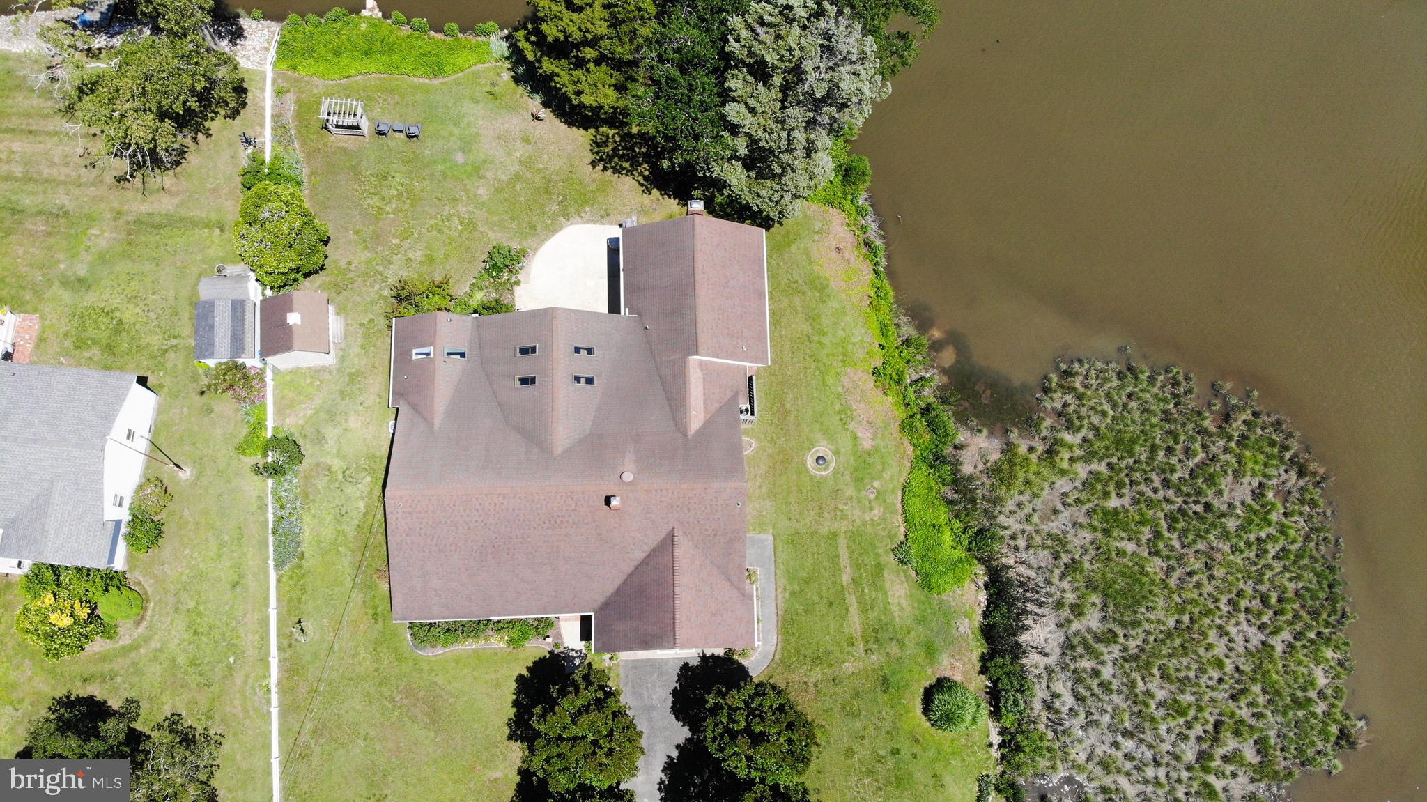 WHITEHALL - Residential