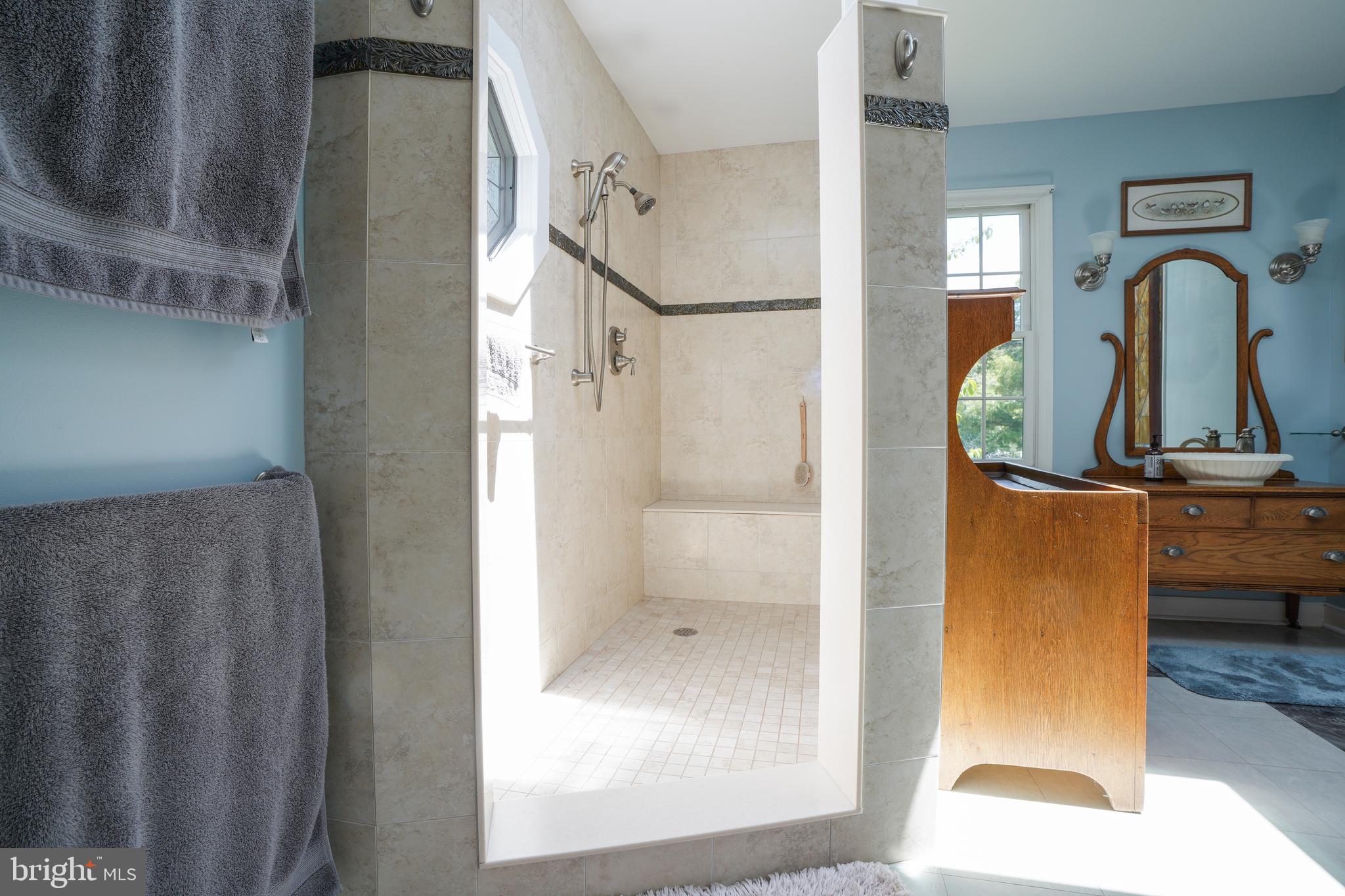 WHITEHALL - Residential