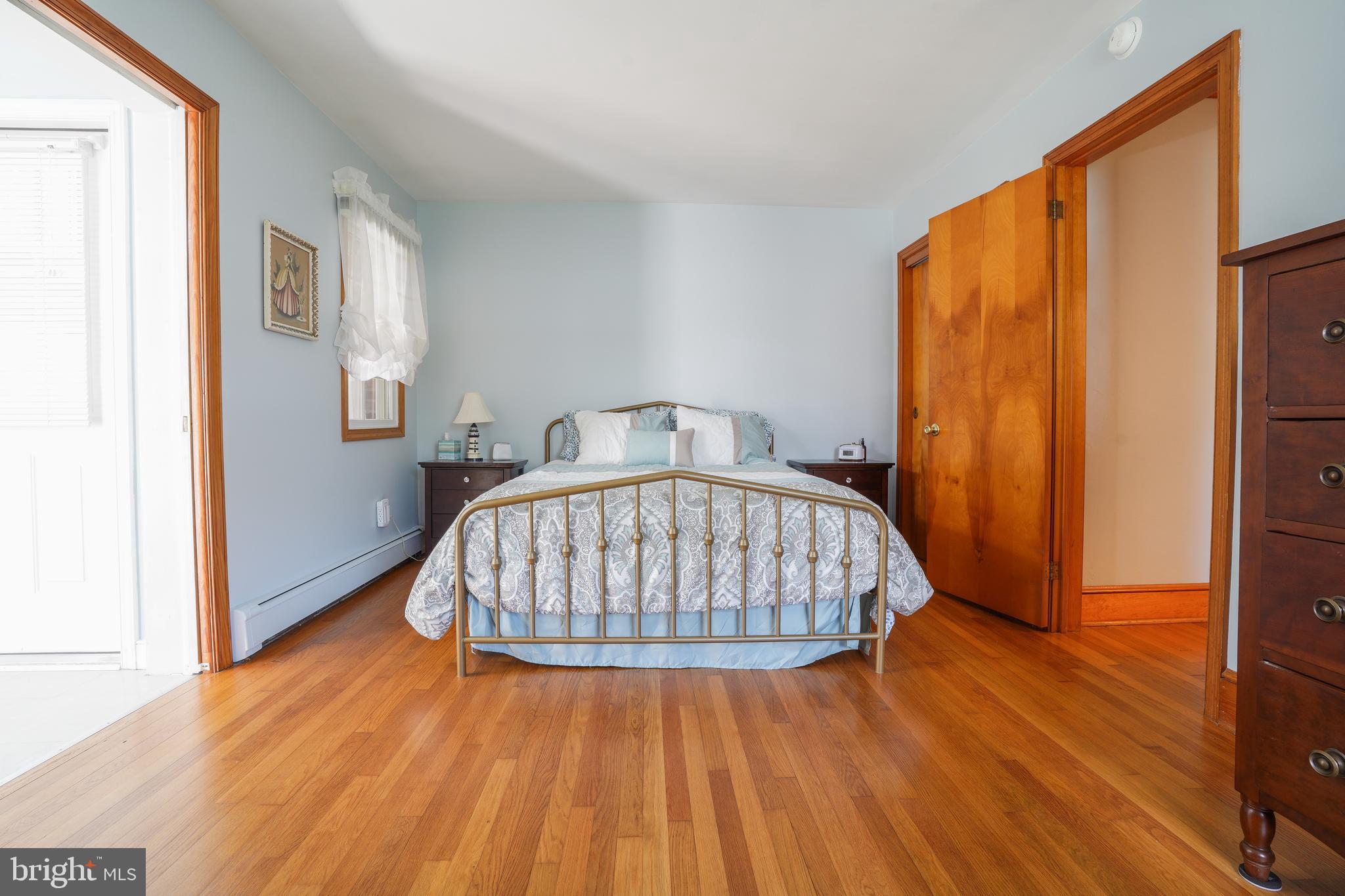 WHITEHALL - Residential