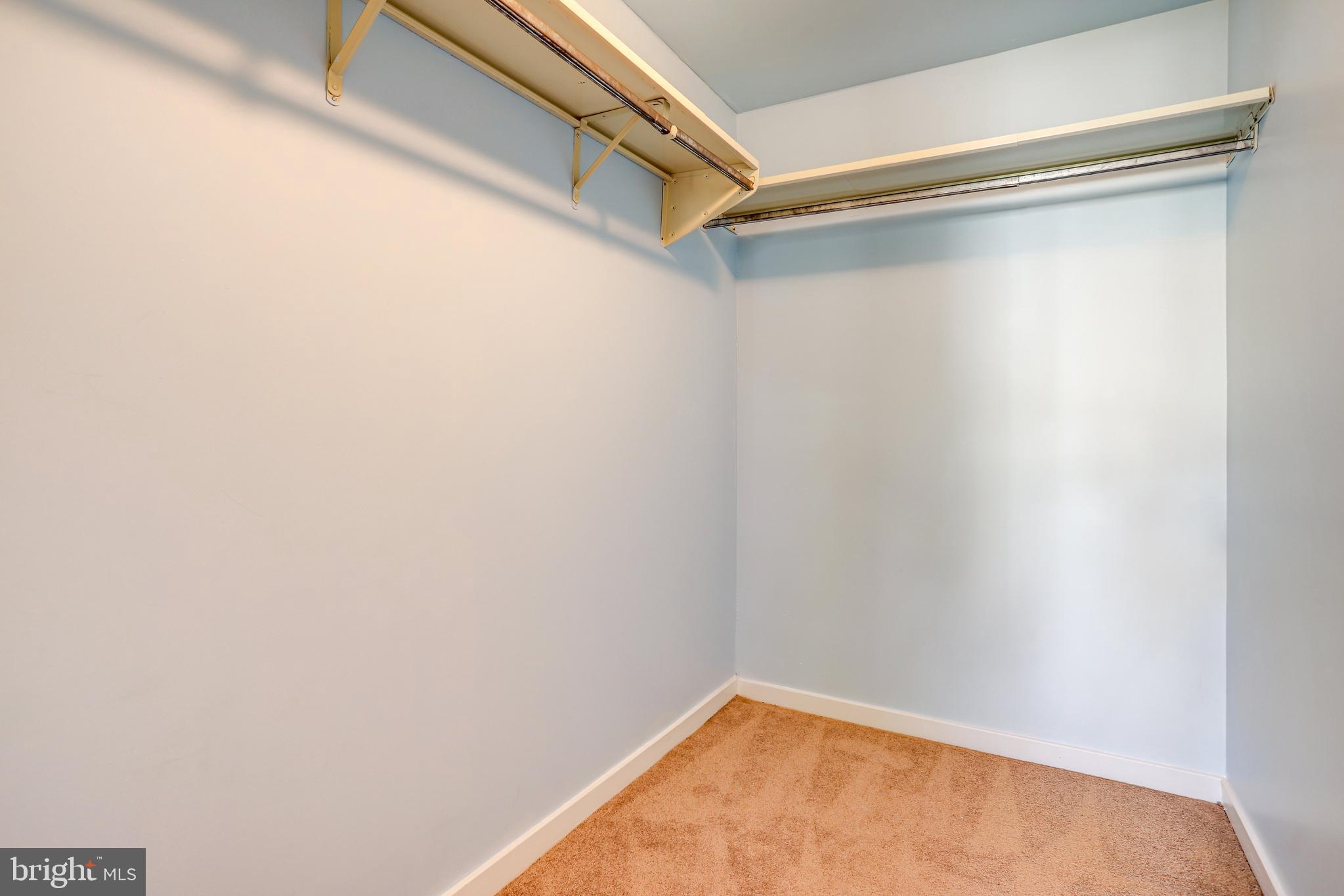 MONTGOMERY VILLAGE - Residential Lease