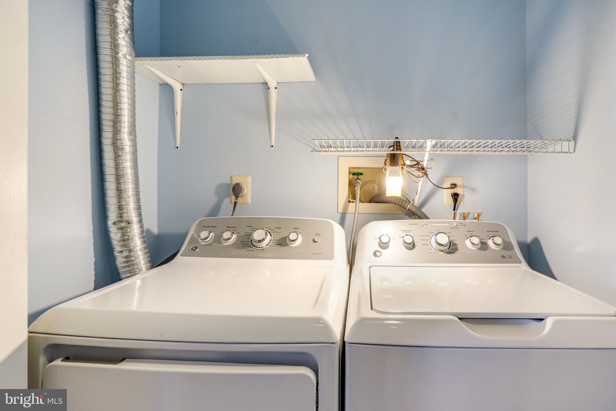 MONTGOMERY VILLAGE - Residential Lease