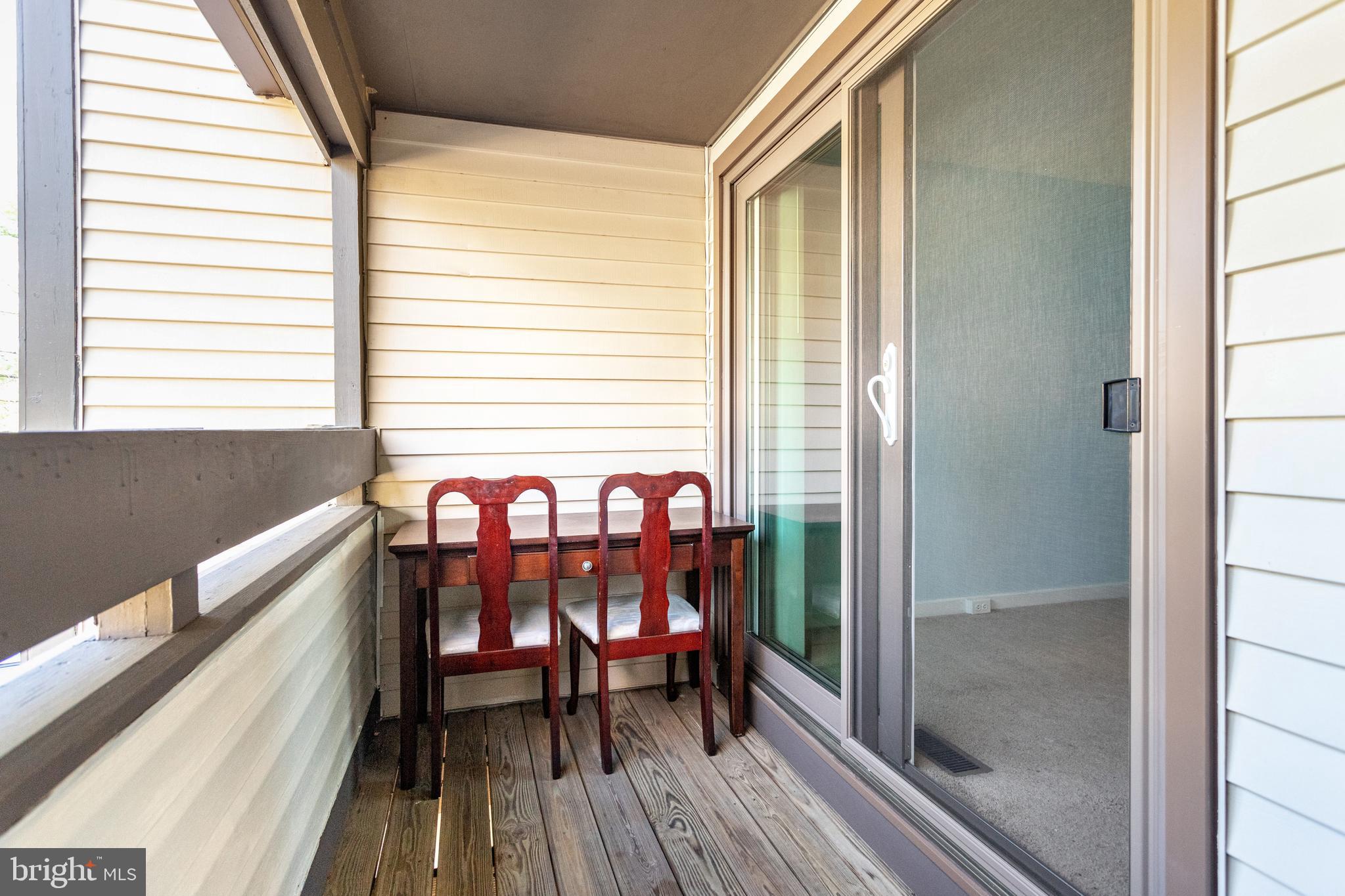 MONTGOMERY VILLAGE - Residential Lease