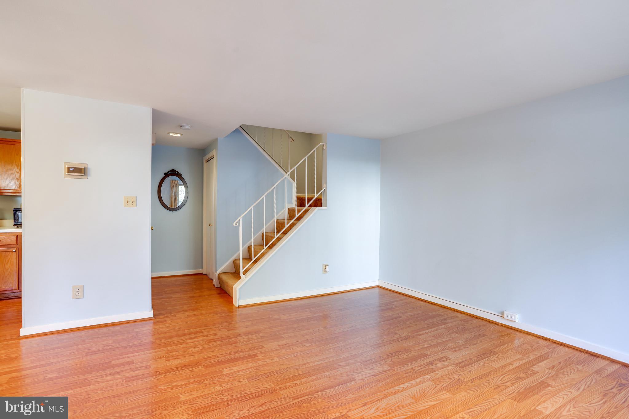 MONTGOMERY VILLAGE - Residential Lease