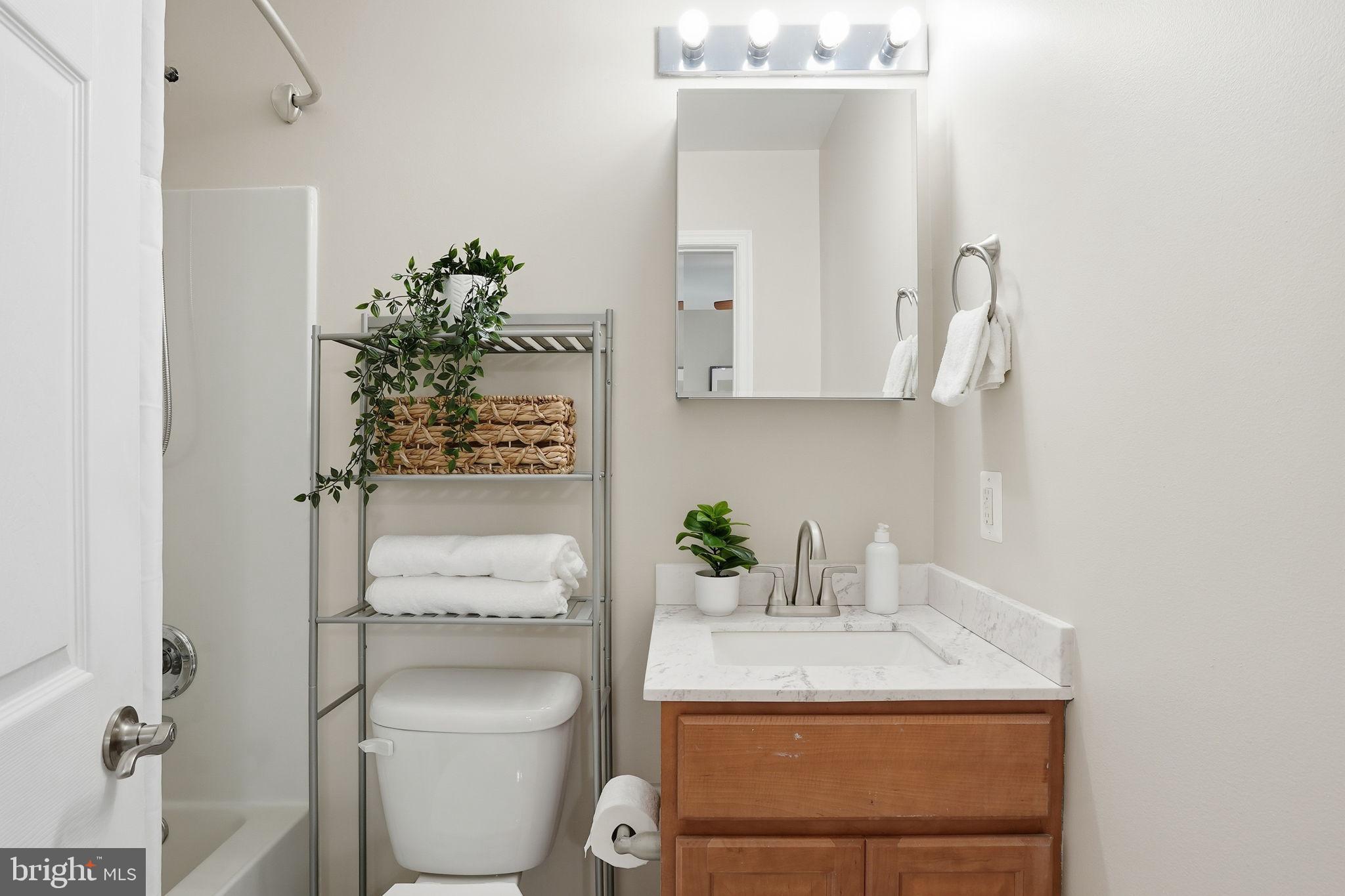 GLENDALE TERRACE - Residential