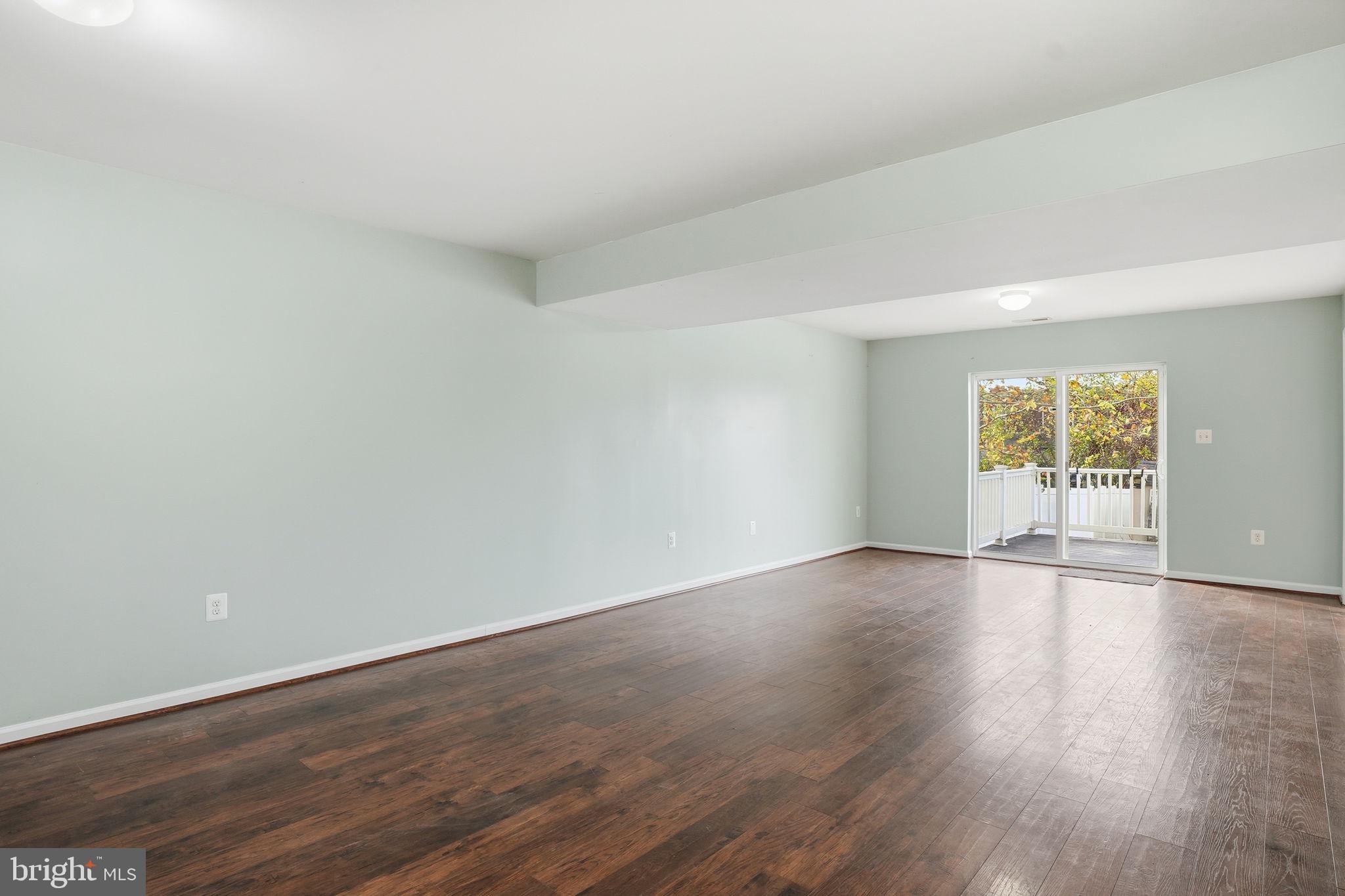 GLENDALE TERRACE - Residential