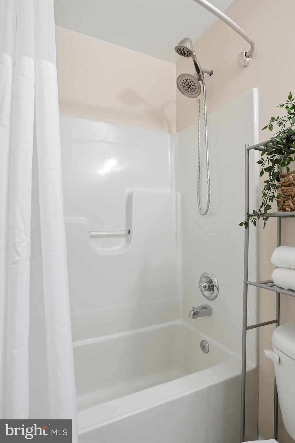 GLENDALE TERRACE - Residential