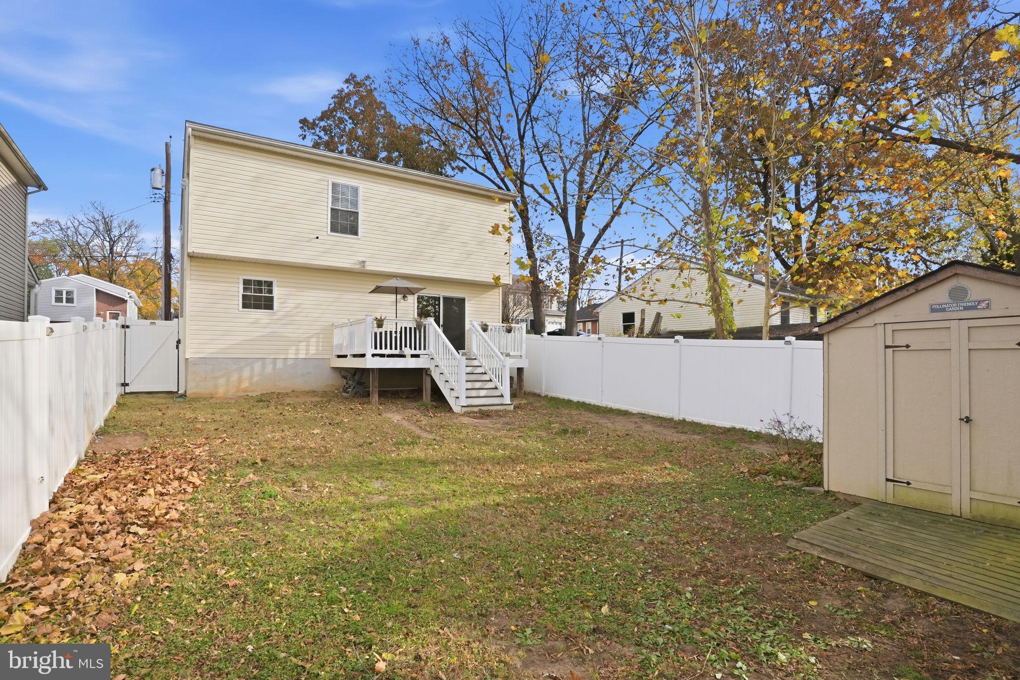 GLENDALE TERRACE - Residential