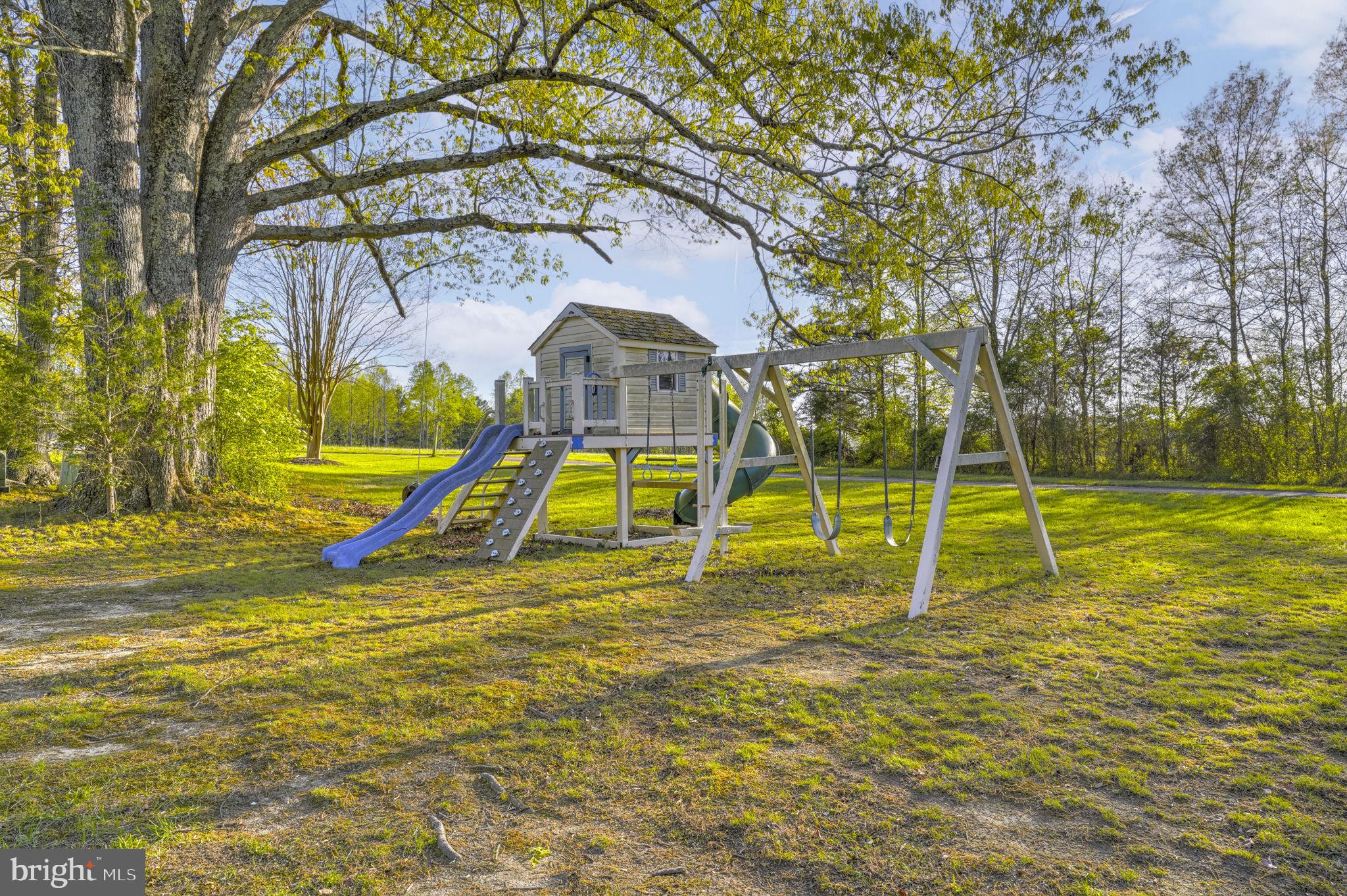 LEXINGTON PARK - Residential