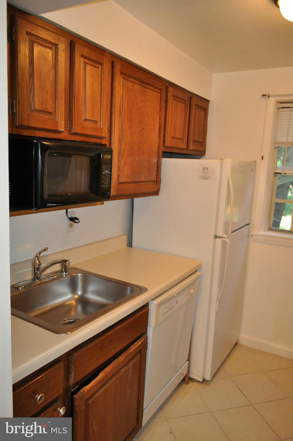 PARK GLEN - Residential Lease