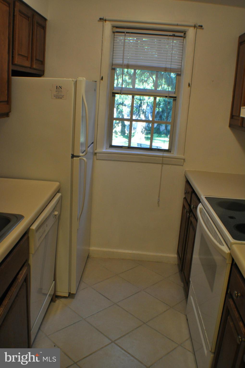 PARK GLEN - Residential Lease