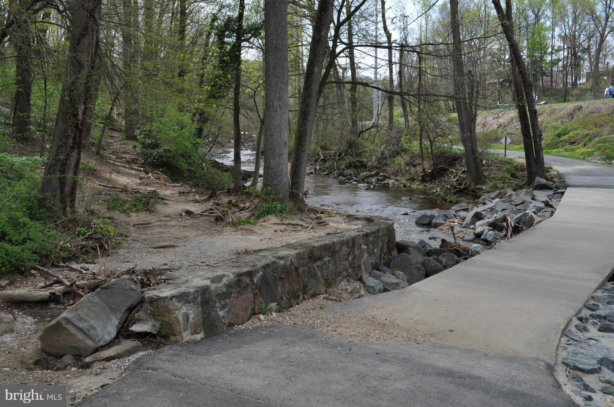 PARK GLEN - Residential Lease