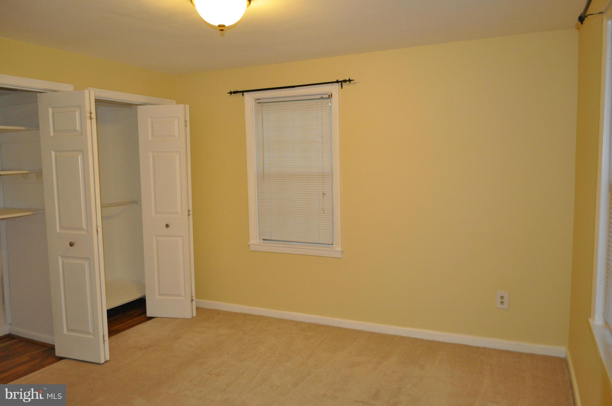 PARK GLEN - Residential Lease