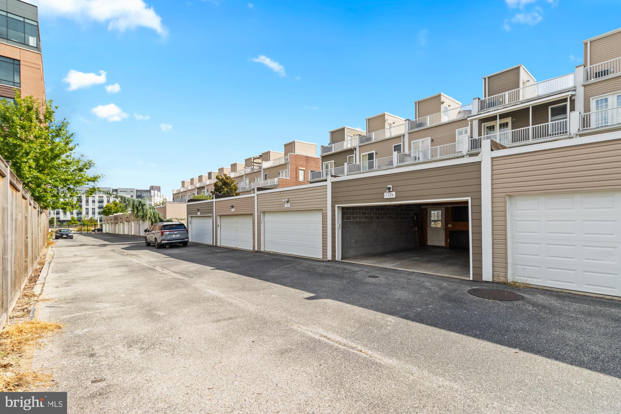 FEDERAL HILL HISTORIC DISTRICT - Residential Lease