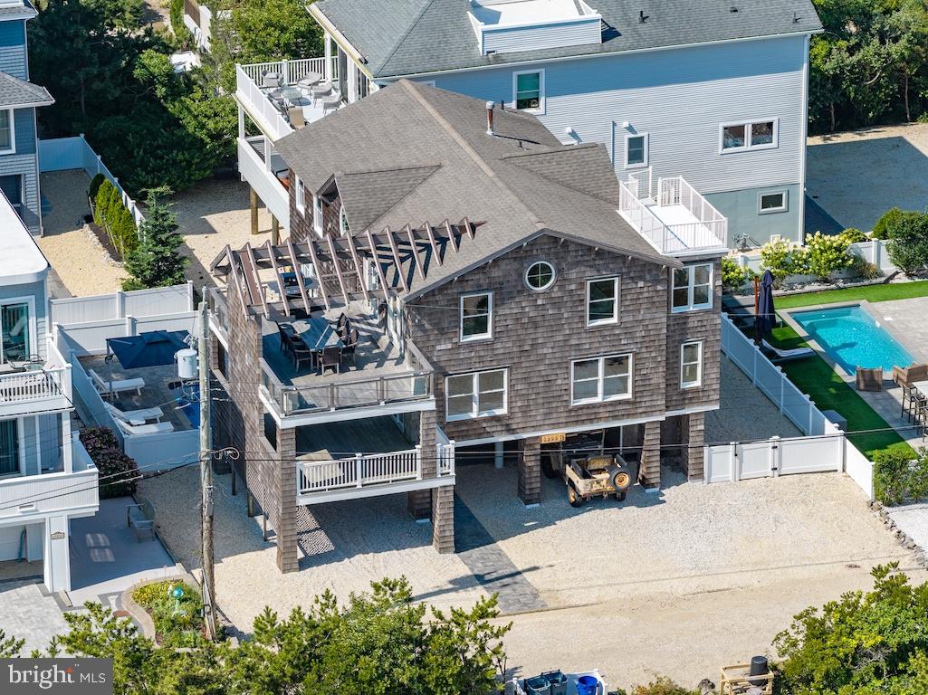 6305- B LONG BEACH BOULEVARD