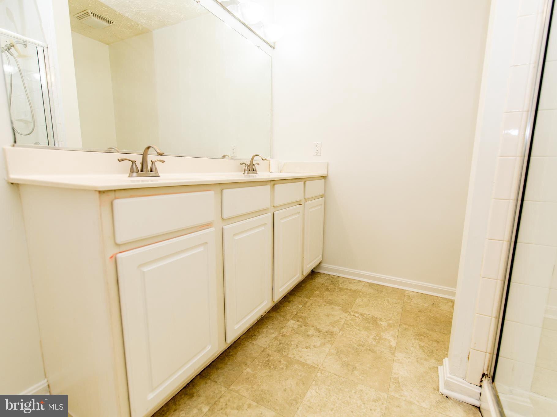 ANNE ARUNDEL - Residential Lease