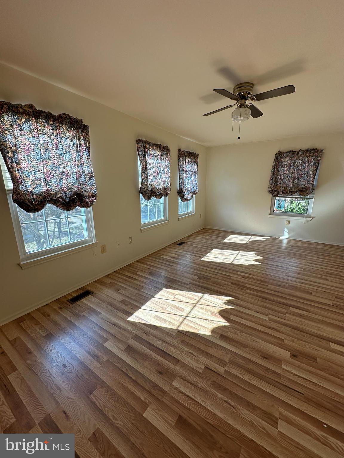 CROMWELL STATION - Residential Lease