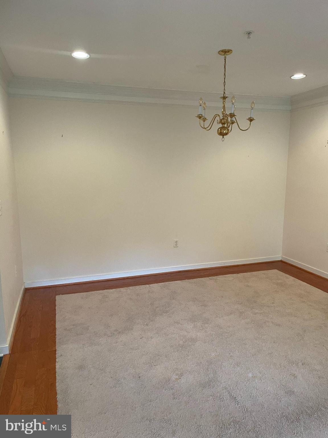 WATERMARK PLACE CONDOMINIUMS - Residential