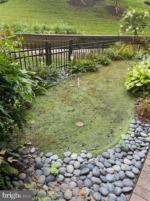 WATERMARK PLACE CONDOMINIUMS - Residential